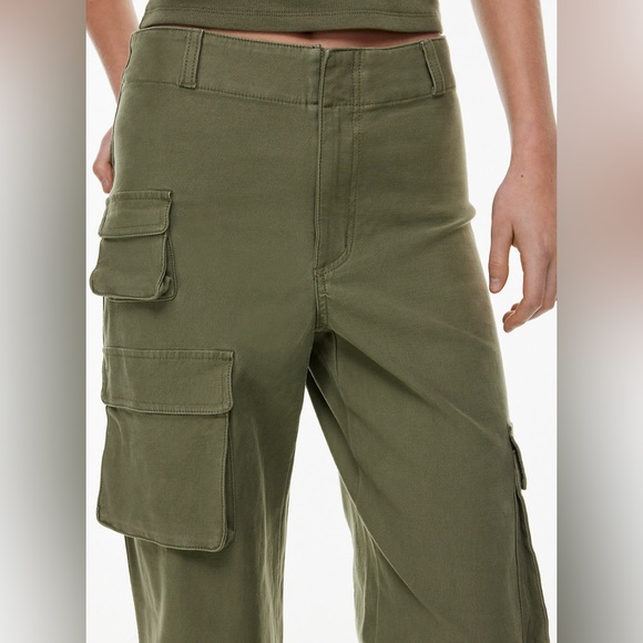 TNA Wilfred Free Aritzia Picture Cargo Pants - army green size 2 - Picture 3 of 6